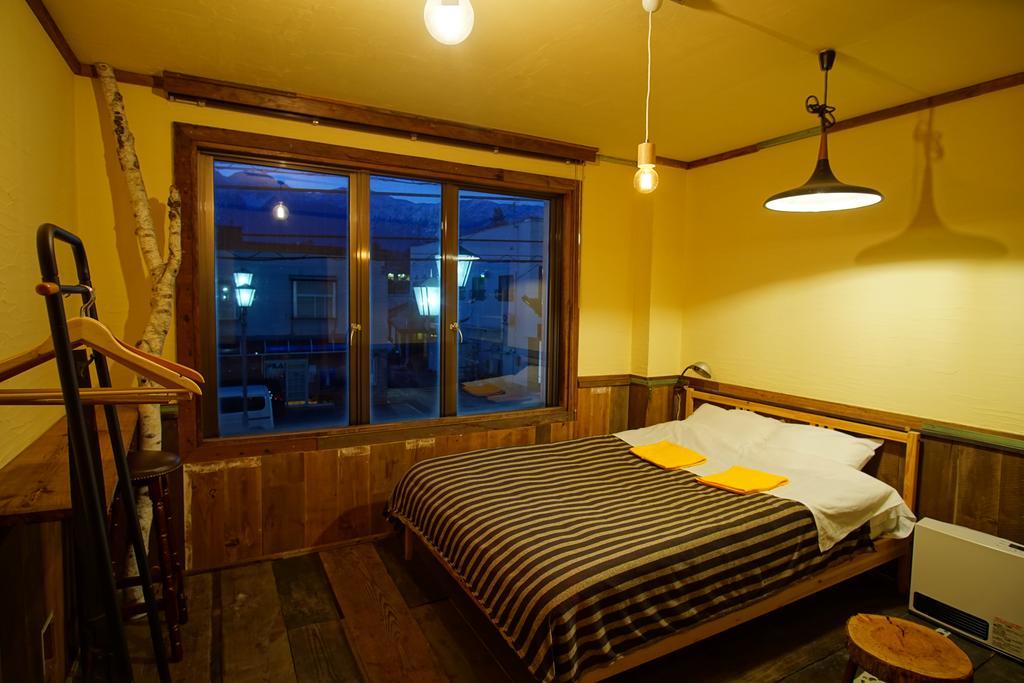 Hakuba Station Guesthouse En Ngoại thất bức ảnh