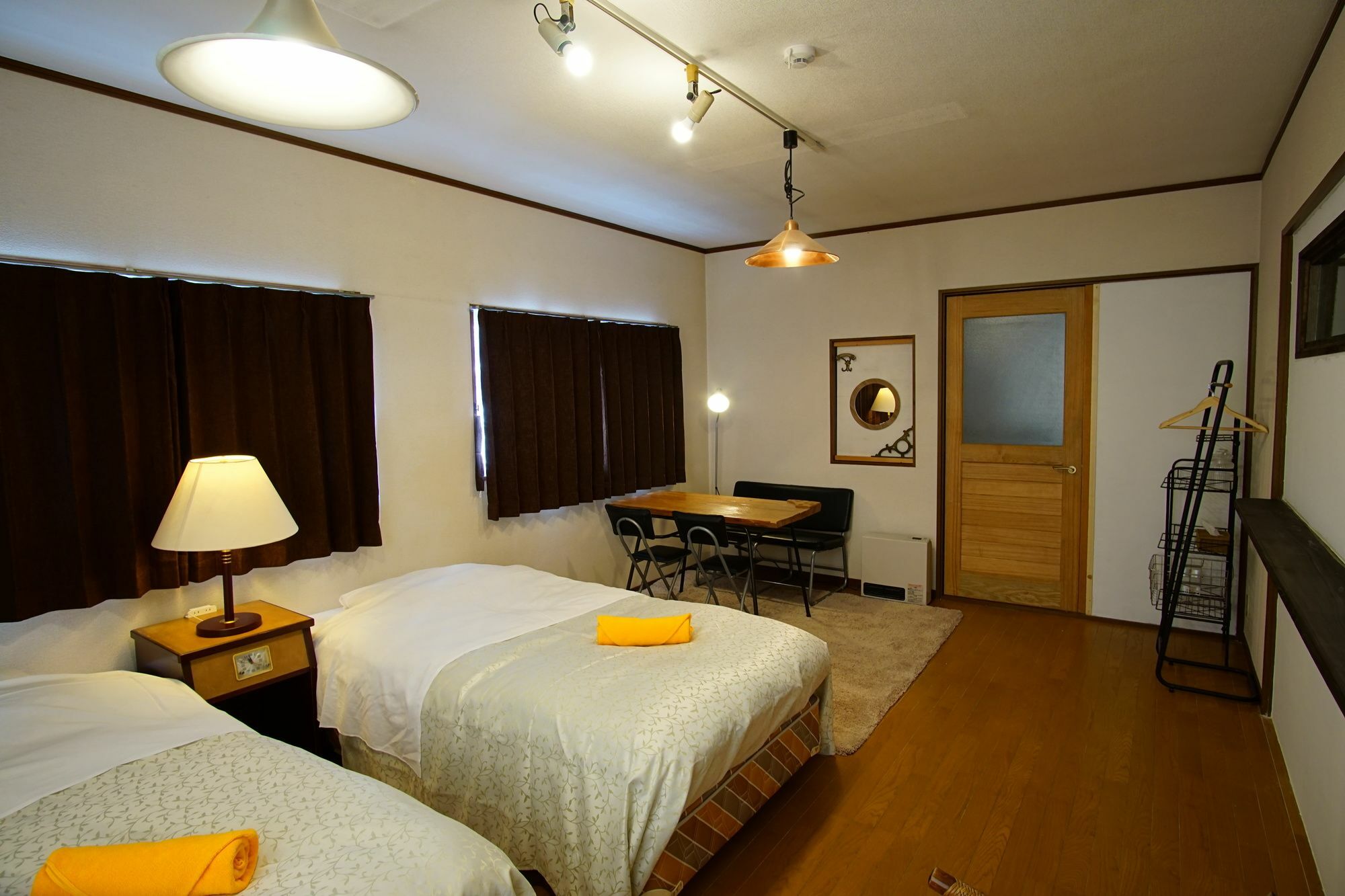 Hakuba Station Guesthouse En Ngoại thất bức ảnh