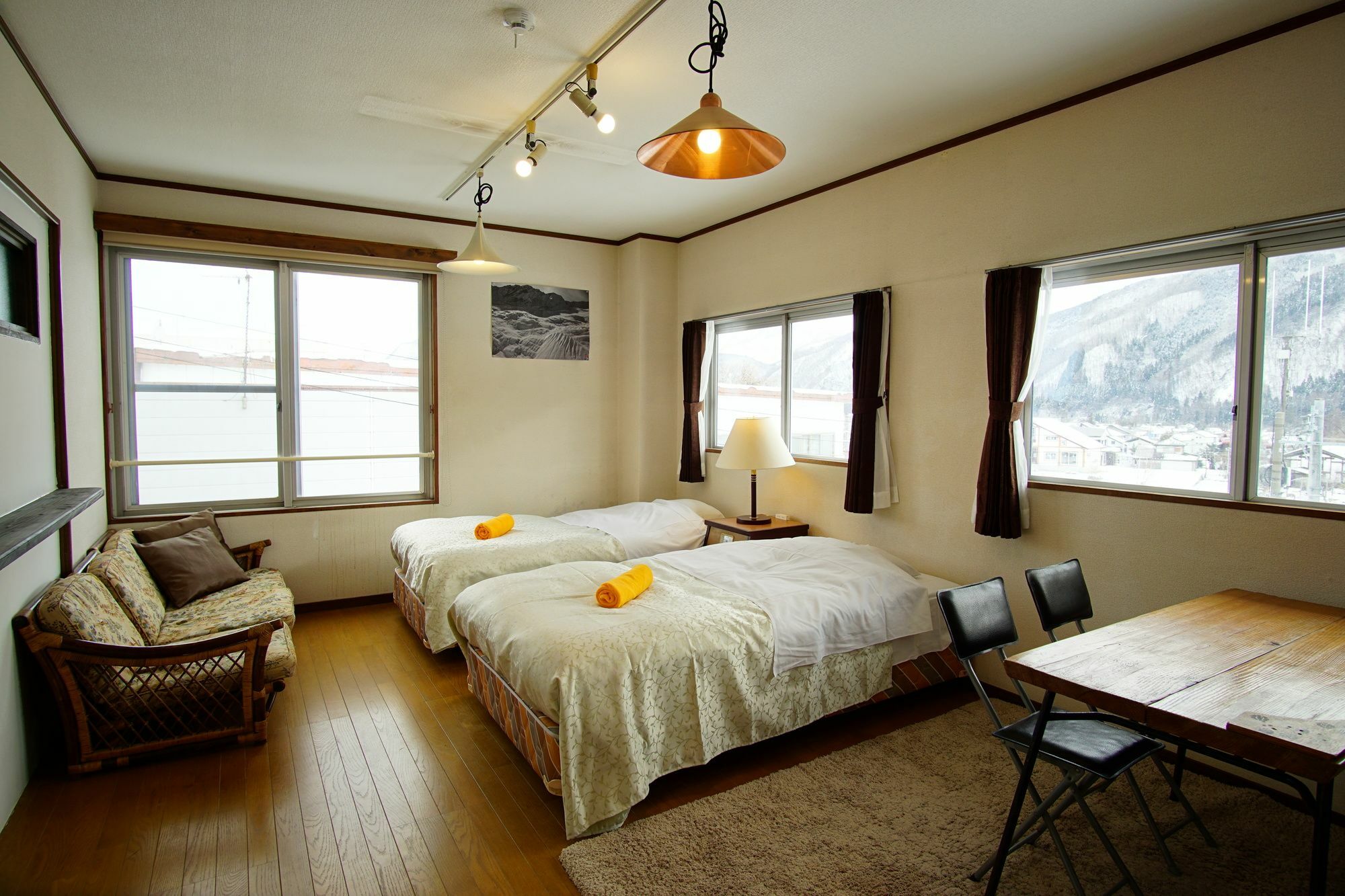 Hakuba Station Guesthouse En Ngoại thất bức ảnh